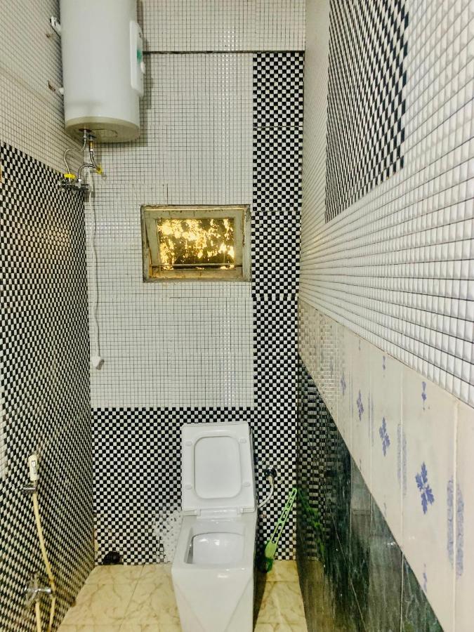 Hotel Bengal -100M From Park Circus 7 Point โกลกาตา ภายนอก รูปภาพ